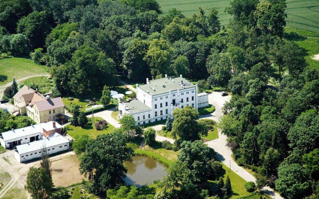 Palac Baloszyce Susz Exterior foto